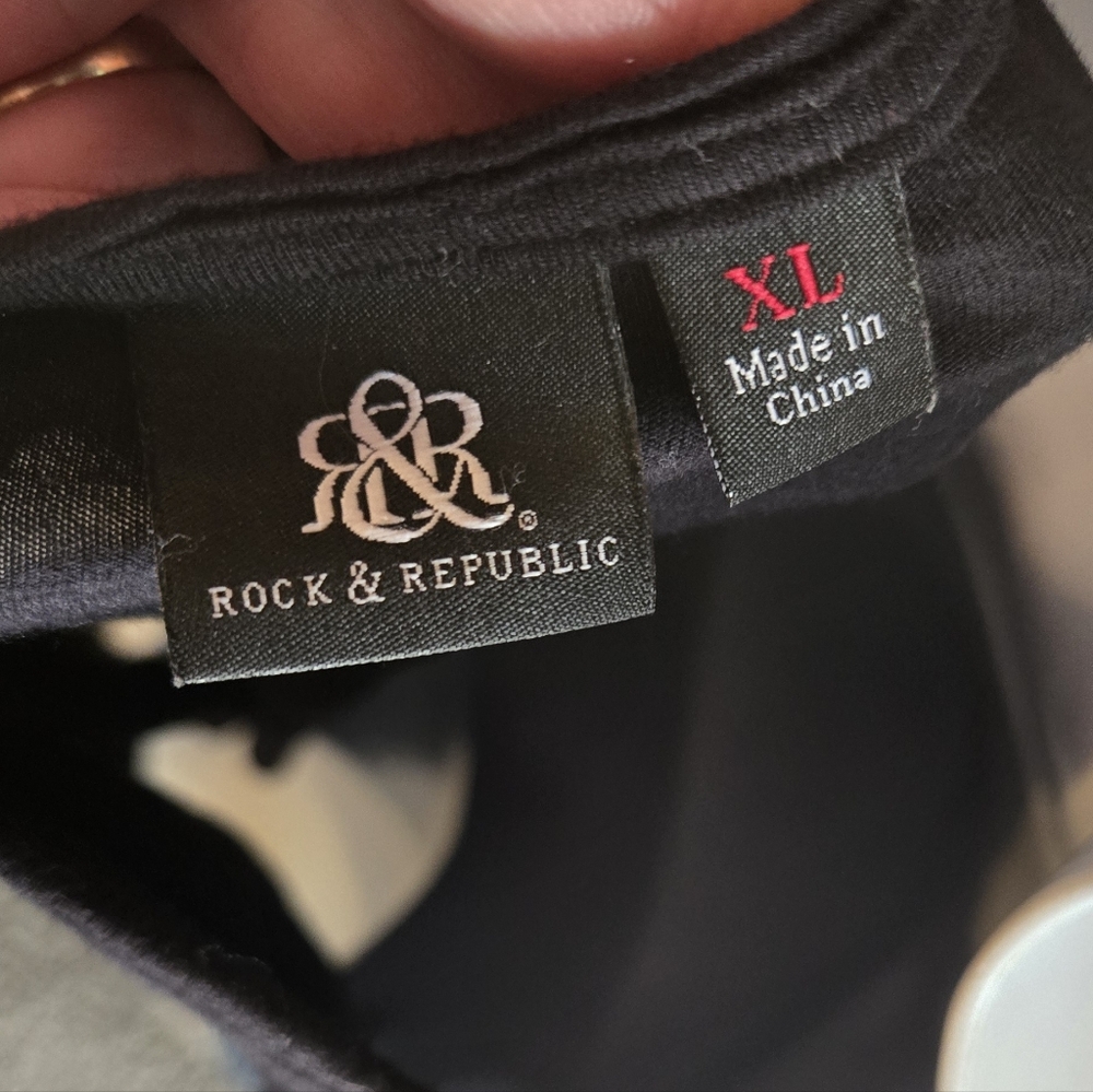 Rock & Republic Geometric Short Sleeve Tee SzXL NWT - Picture 6 of 6